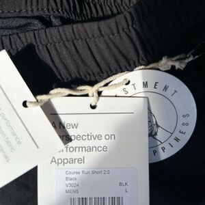 Vuori Course Run Short 2.0 Black New L Large